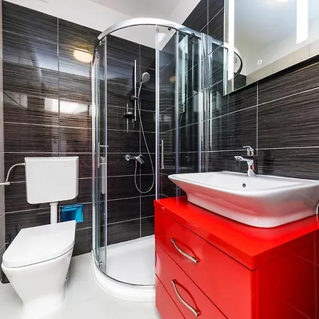 Vranjic Sleeps 8 With Pool Air Con And Wifi Βίλα Σπλιτ